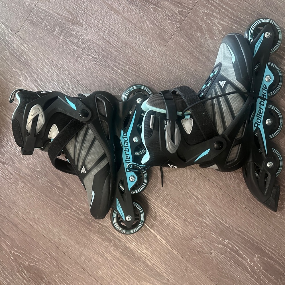Rollerblade NEW no tags Size 8 Women